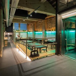 https://ekoos-hostel.sansebastianhotels.net
