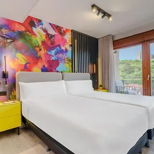 https://bilbao-apartamentos-atxuri.sansebastianhotels.net